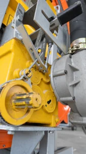 JP series gearbox and mechanical shift lever detail